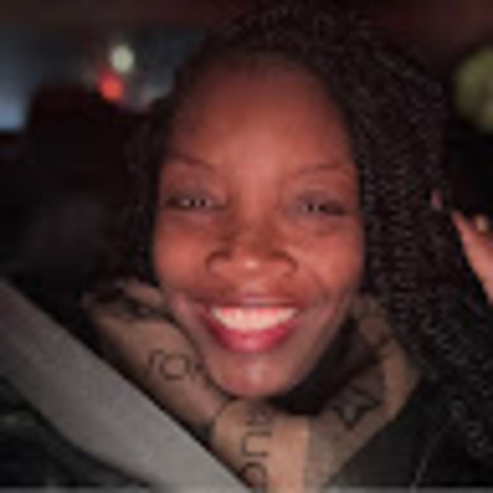 Meet your Posher, Charline